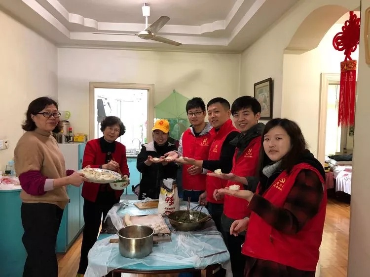 1552387266559631.jpg 640.webp (8).jpg