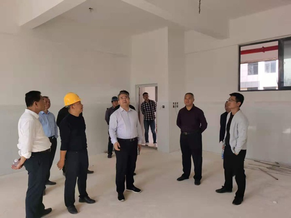 1605749332522193.jpg 南昌市人大常委會(huì)副主任羅劍云.jpg