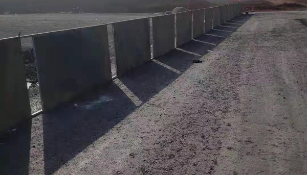 1612170112142802.jpg 南昌市政建設集團萬載縣南部新城路網(wǎng)項目開展節(jié)前安全檢查及防疫安全部署600.jpg