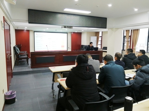 1615164497786028.jpg 南昌市政建設(shè)集團(tuán)安監(jiān)部組織開展房建項(xiàng)目安全教育培訓(xùn)6002.jpg