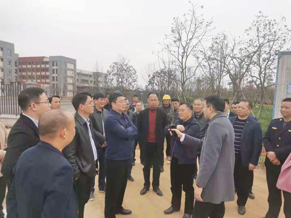 1616547641242866.jpg 進賢縣委副書記縣長葉修堂調研進賢縣基礎教育提升改造工程項目6003.jpg