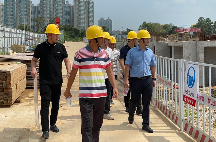 1631242492704027.jpg 南昌市政建設(shè)集團付海華前往天御城一期項目6911.jpg