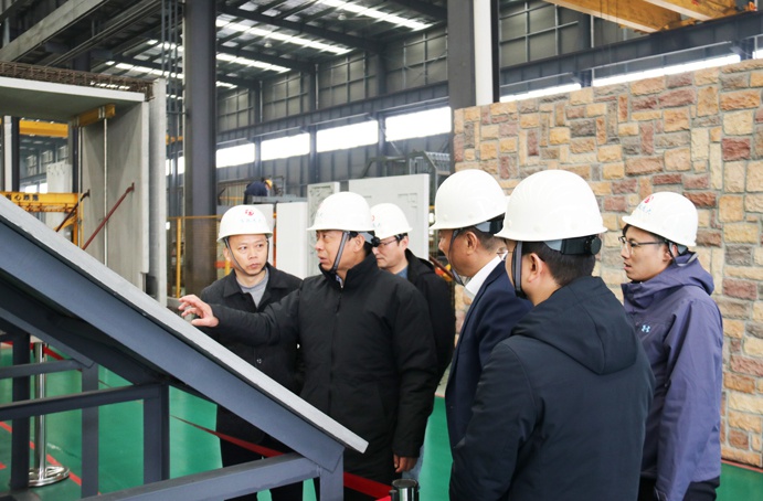 市政公用集團(tuán)黨委副書記、總經(jīng)理萬(wàn)義輝到市政遠(yuǎn)大公司調(diào)研指導(dǎo)