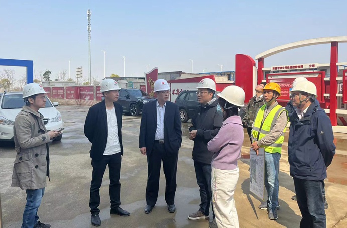 市政公用集團劉順保到朱橋東路項目、昌東三路項目、秦坊安置房項目調(diào)研