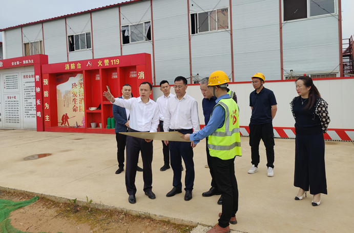 南昌市人大常委會(huì)副主任萬(wàn)昱原到綠色建材科技產(chǎn)業(yè)園項(xiàng)目調(diào)研 南昌市人大常委會(huì)副主任萬(wàn)昱原到綠色建材科技產(chǎn)業(yè)園項(xiàng)目調(diào)研