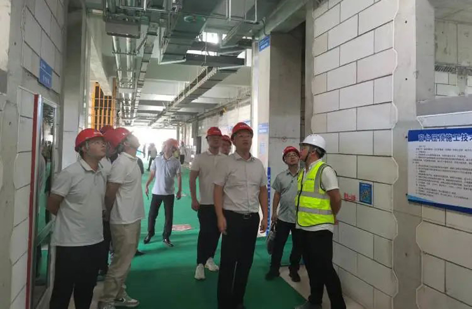 南昌市政建設(shè)集團(tuán)組織“優(yōu)秀工地”觀摩交流活動(dòng) 南昌市政建設(shè)集團(tuán)組織“優(yōu)秀工地”觀摩交流活動(dòng)