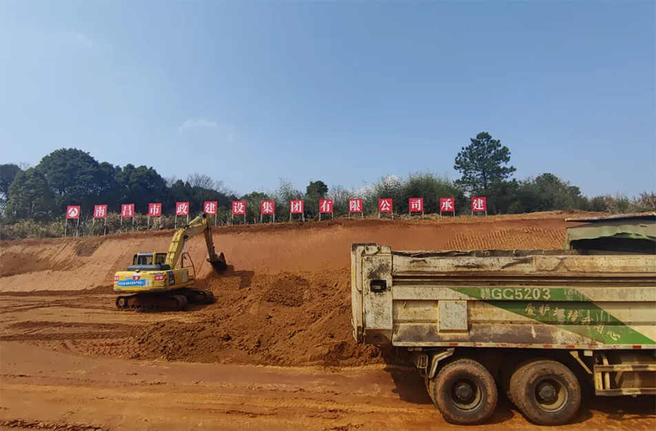 贛江新區(qū)云翔大道建設(shè)進展:分秒必爭沖刺通車目標 | 南昌市政建設(shè)集團攻堅紀實 贛江新區(qū)云翔大道建設(shè)進展:分秒必爭沖刺通車目標 | 南昌市政建設(shè)集團攻堅紀實